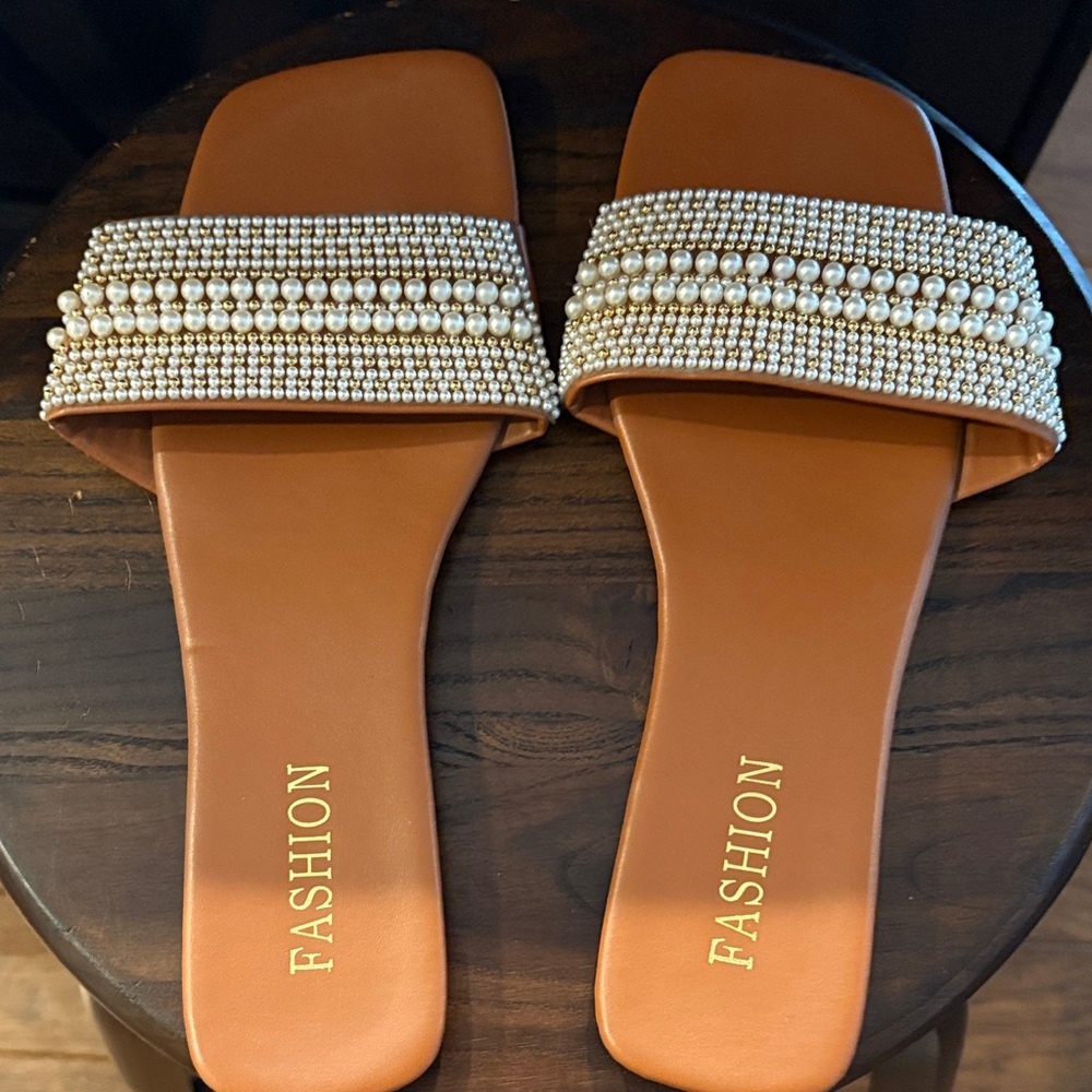 Women's Tan Pearl Embellished Slides